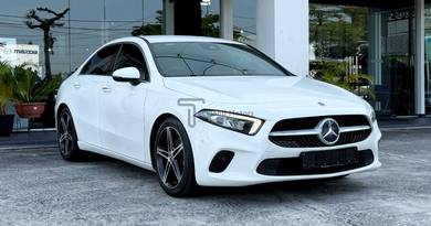 Mercedes Benz A200 200 PROGRESSIVE LINE in Nibong Tebal, PNG