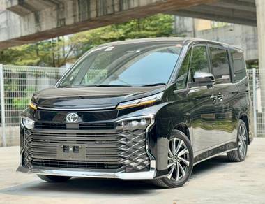 2022 Toyota Voxy S-Z