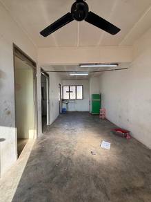 Flat For Sale in Flat Taman Ungku Tun Aminah