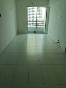 Condominium For Rent in Pinang Laguna