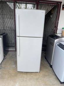 Samsung fridge refrigerator peti sejuk peti ais