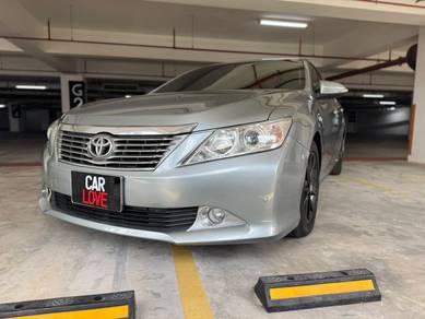 2012 Toyota Camry V