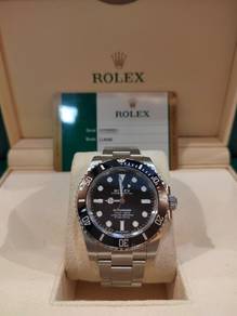 Pre-owned 114060 Submariner 
Rolex Sub No Date 40m