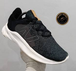 NEW BALANCE Fresh Foam Roav V2 'Blck Sea Salt' 9uk