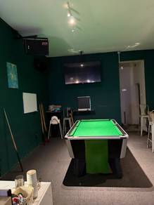 British pool table