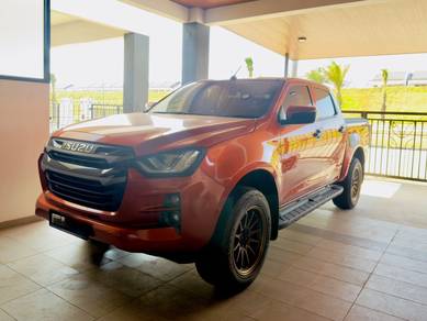 Isuzu D-Max STANDARD AT in Kuantan, PHG