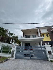 Semi-Detached House For Sale in Ayer Keroh,MLK