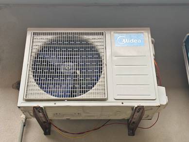 Aircond Midea 1.5hp