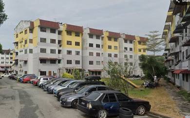 Flat For Sale in Rumah Pangsa Batu Berendam