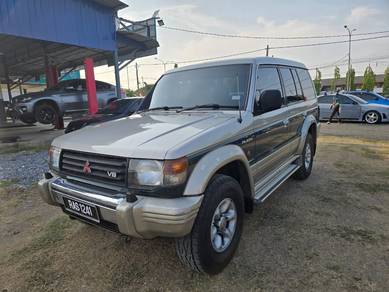 Mitsubishi Pajero in Arau, PLS