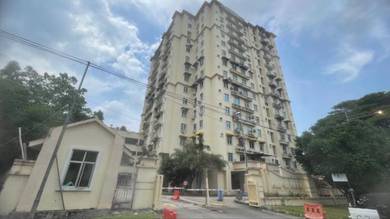 Apartment For Rent in Irama Villa