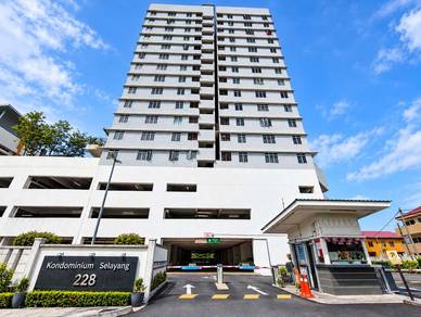 Condominium For Sale in 228 Kondominium