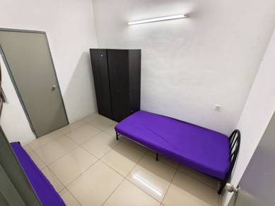 Room in Batu Kawan, PNG