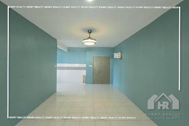 Condominium For Rent in Puncak Gloxinia