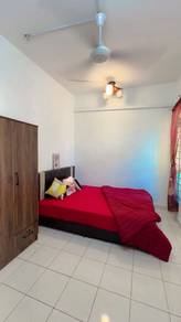 Room in Setia Alam, SGR