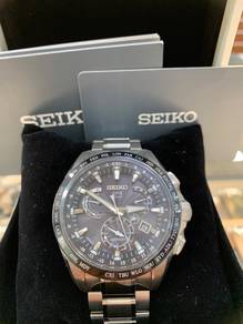 Seiko Astron SSE045J1 – World Time, GPS, Solar