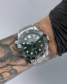 Custom Seiko Mod 42mm Green Seamaster Professional