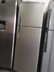 Hitachi small fridge ice 2 doors Peti Sejuk Ais