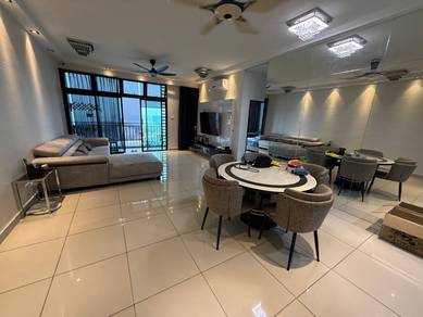 Service Residence For Sale in Citywoods