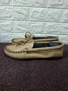 Uk9 Minnetonka Mocasin Shoes