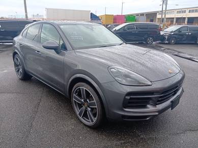 Porsche Cayenne  in Klang, SGR