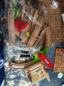 Wooden + plastic Train set