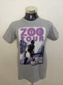 tshirt uniqlo X U2 band