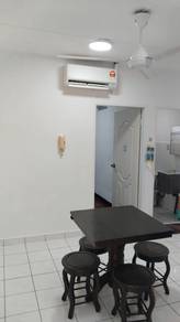 Apartment For Rent in Melinsung Summer Bay Resort Apartment