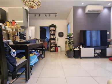 Condominium For Sale in Tri Pinnacle