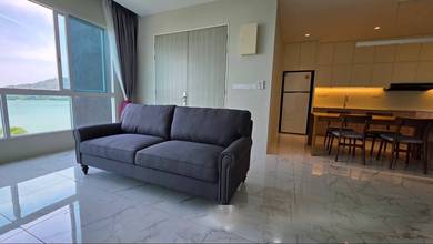 Condominium For Rent in Quay West Residence