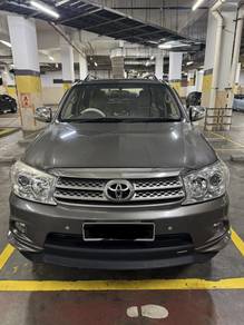 Toyota Fortuner V in Mont Kiara, KUL