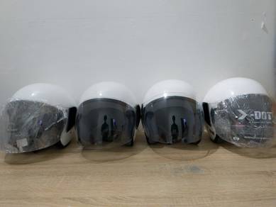 Motorcyle Helmet (white adult)