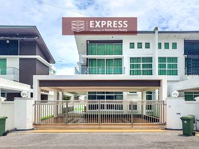 Semi-Detached House For Sale in Miri,SWK