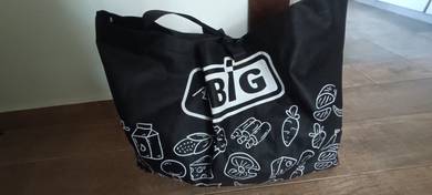 guess box/bag