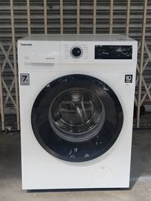 Toshiba 7.5kg inverter hot washer front load