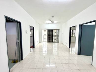 Apartment For Sale in Taman Bukit Kenangan