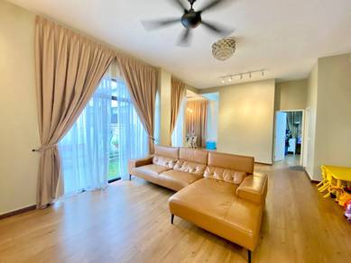 Semi-Detached House For Sale in Puncak Alam,SGR