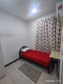 Room in Setia Alam, SGR