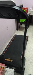 exercise equipment 