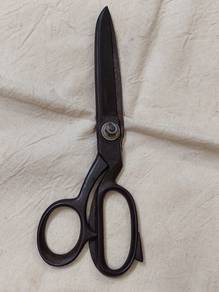 gunting cap mata