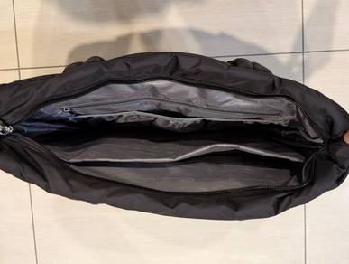 The Grey Space Dallas V3 Puffer Tote Black