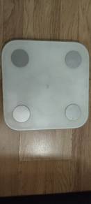 weighing machine in good condition (price negotiab