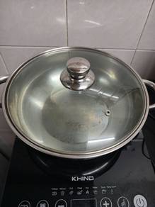 Stainless steel pot