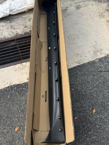 Perodua Aruz side step (Original Perodua)