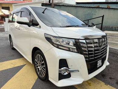 Toyota Alphard 2.5 SC in Jalan Kuching, KUL