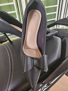 Tomaz Heels 