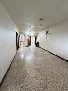 Apartment For Sale in Taman Kampar