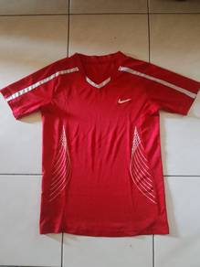 Baju Nike Merah Saiz S