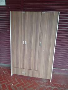 Almari baju