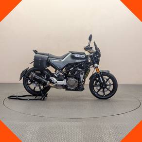 Husqvarna Svartpilen 401